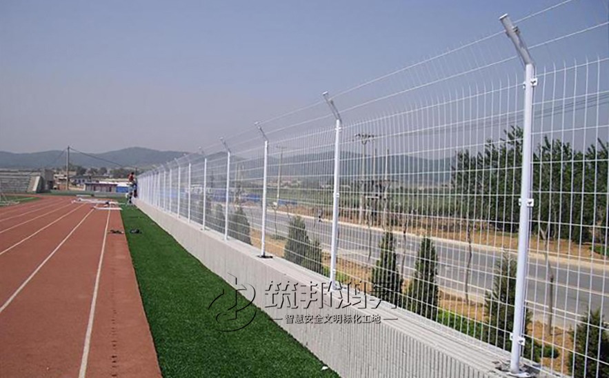 體育場隔離護欄網(wǎng) 體育場隔離護欄網(wǎng)
